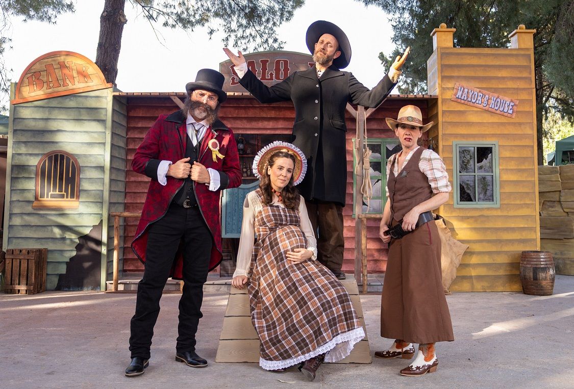 “A TON TOWN WEST. Repoblación Express”: Almozandia Teatro estrena un divertido western familiar para el puente de diciembre